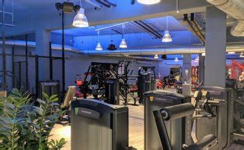 Joy Fitness Pinneberg: Stunden, Preis und Meinungen.